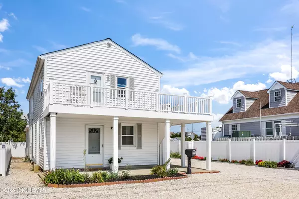 Lavallette, NJ 08735,115 White Avenue