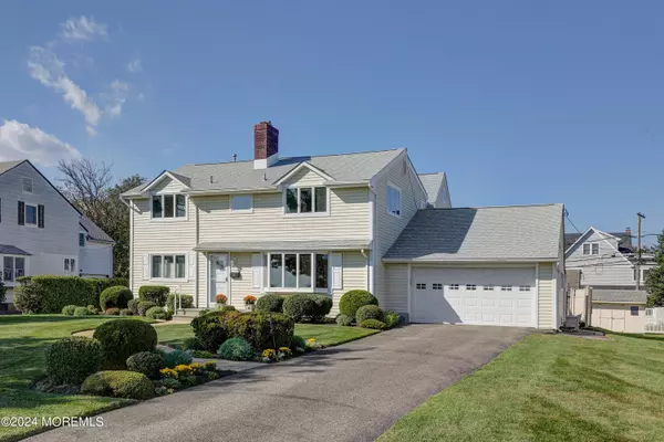 Sea Girt, NJ 08750,219 Neptune Place