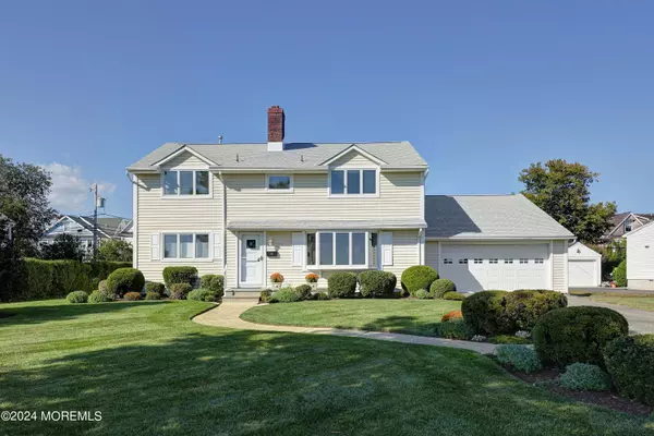 Sea Girt, NJ 08750,219 Neptune Place