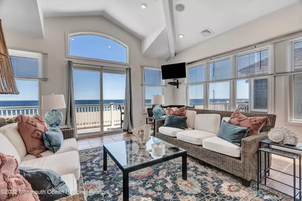 Manasquan, NJ 08736,221 Beachfront #3