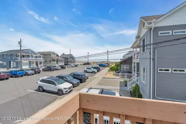 Lavallette, NJ 08735,8 President Avenue #2