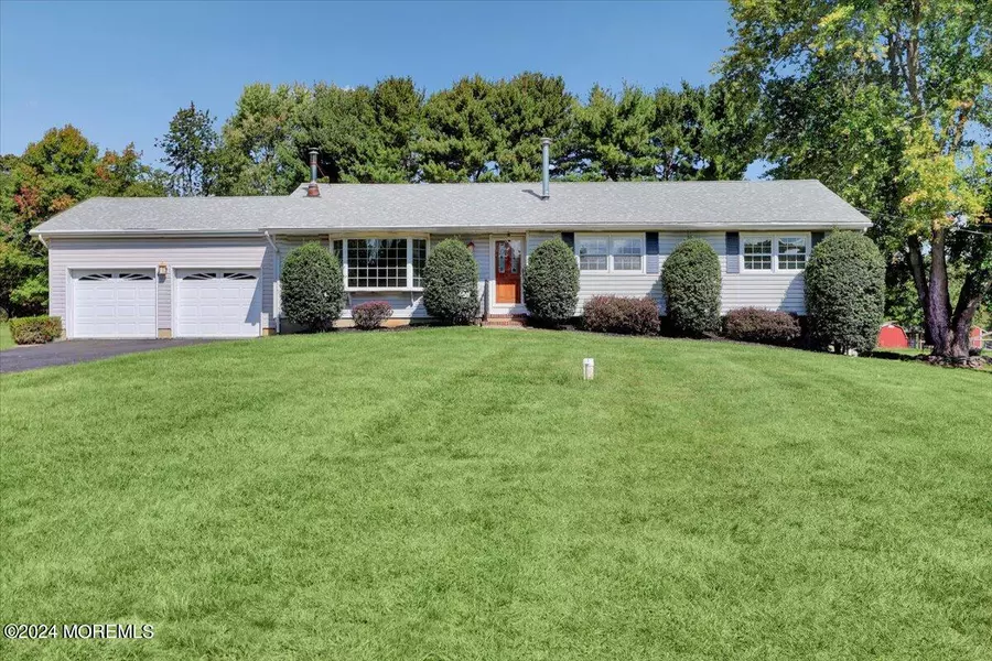 32 Bittner Road, Perrineville, NJ 08535