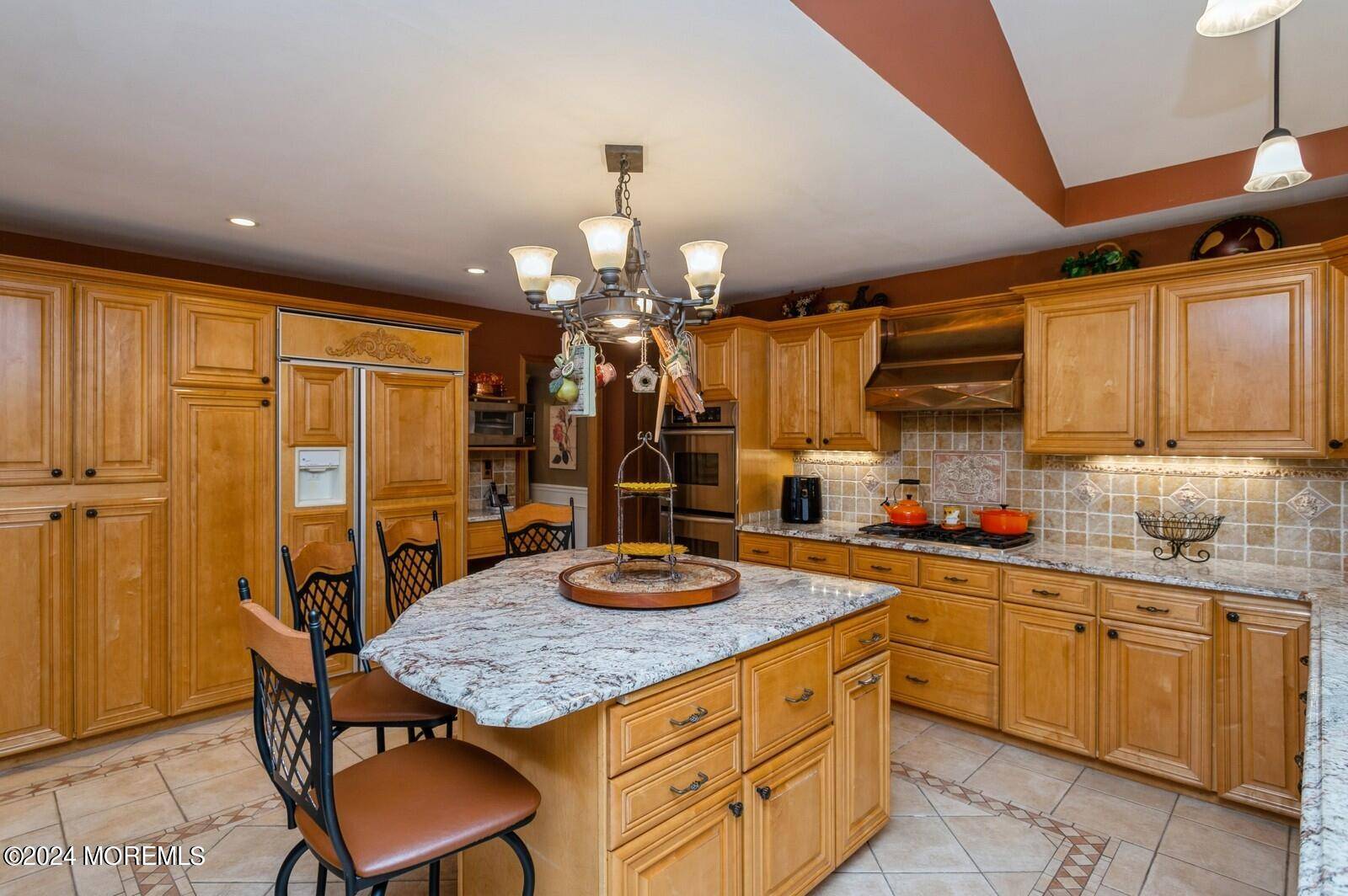 Manalapan, NJ 07726,5 Colby Court