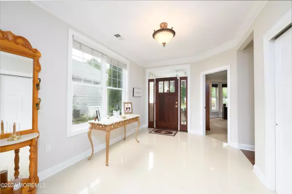 Oceanport, NJ 07757,18 Iselin Lane