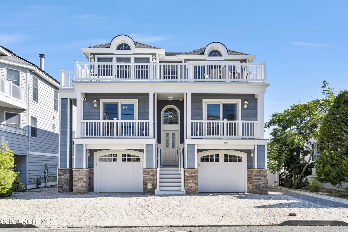 Surf City, NJ 08008,29 N 11th Street