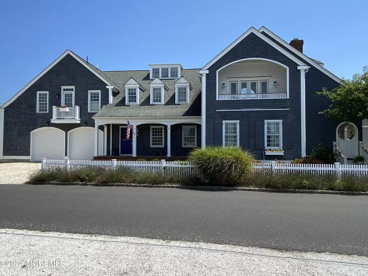 Mantoloking, NJ 08738,1081 Barnegat Lane