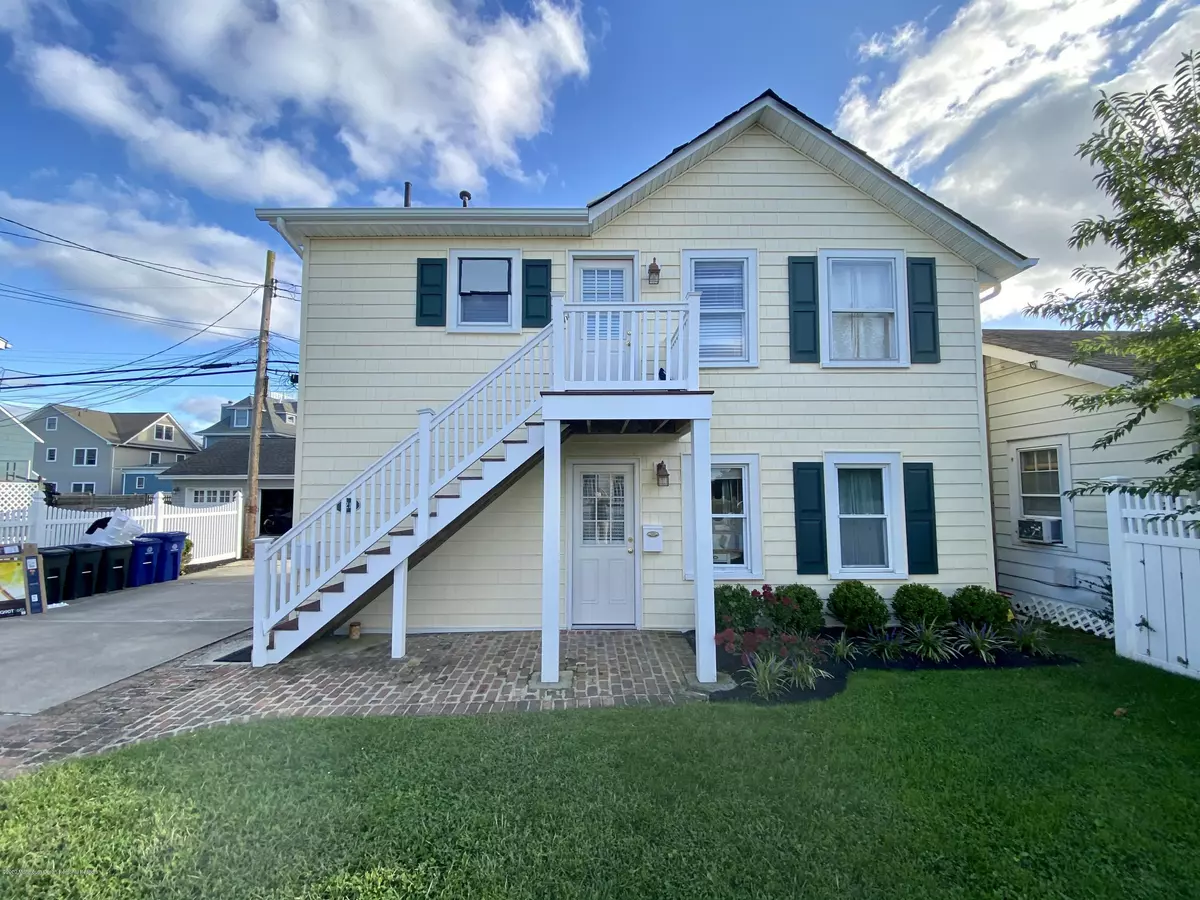 Avon-by-the-sea, NJ 07717,121 Woodland Lane #Rear Downstairs