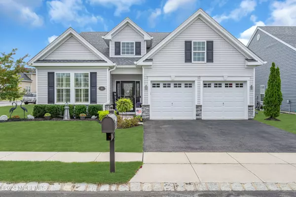 86 Twilight Drive, Barnegat, NJ 08005