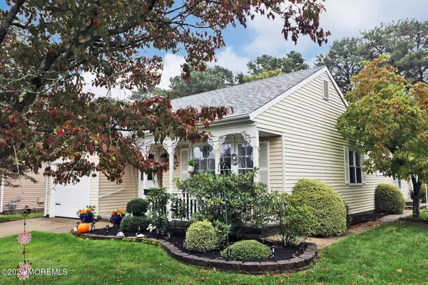 Toms River, NJ 08757,164 Pulaski Boulevard