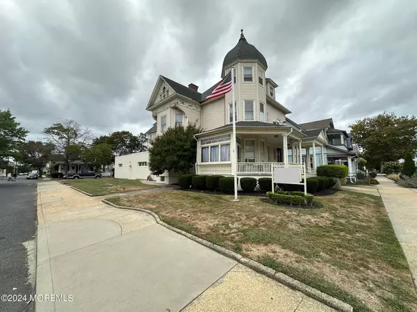 Ocean Grove, NJ 07756,118 Main Avenue