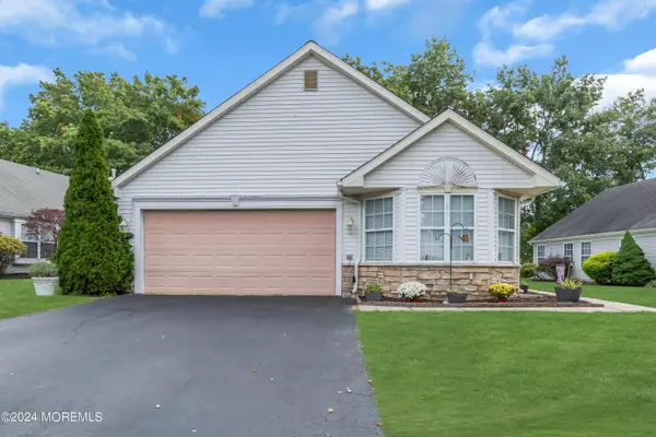 Lakewood, NJ 08701,19 Round Valley Lane