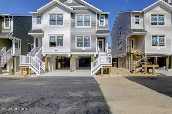 Mantoloking, NJ 08738,24 Elder Street