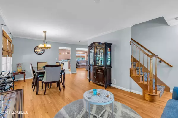 Keyport, NJ 07735,41 Manchester Avenue