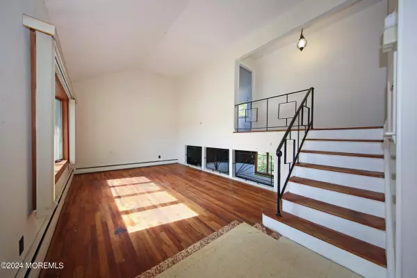 New Monmouth, NJ 07748,3 Daniel Drive