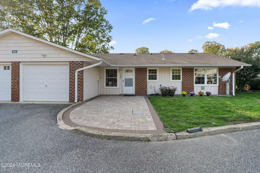 990 Argyll Circle #A, Lakewood, NJ 08701