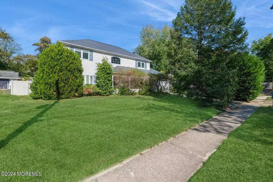 28 Quail Road, Jackson, NJ 08527