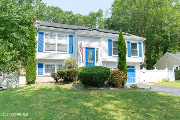 Barnegat, NJ 08005,29 Aspen Circle