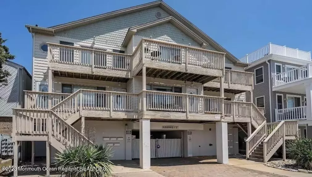 Seaside Heights, NJ 08751,132 Hancock Avenue #1