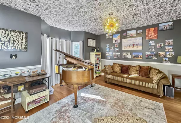 Jackson, NJ 08527,16 Leone Boulevard