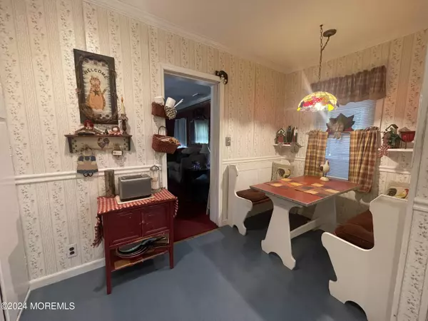 Hazlet, NJ 07730,8 Newman Street