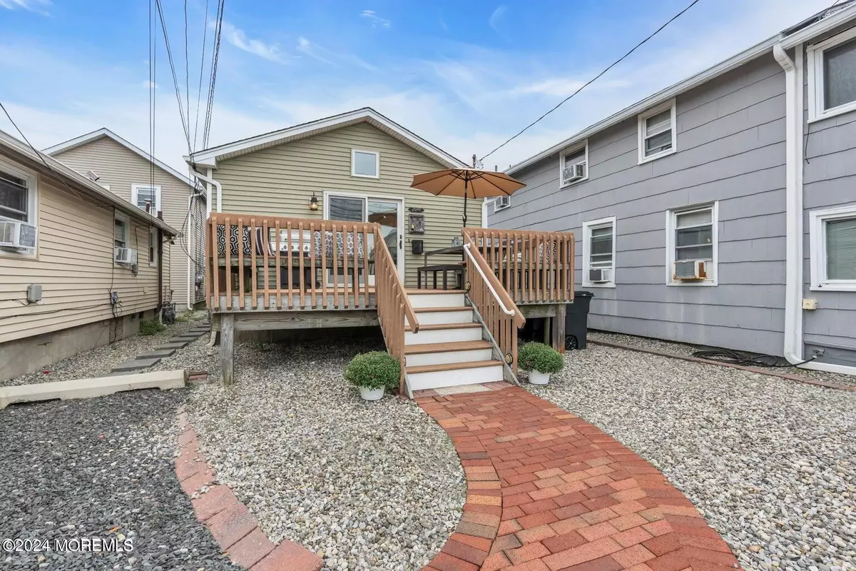 Manasquan, NJ 08736,229 Third Avenue #ANNUAL