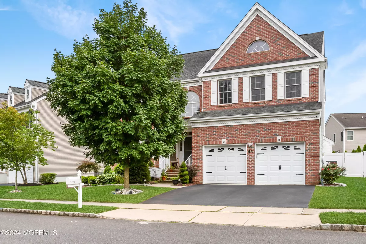 Manalapan, NJ 07726,43 Springhouse Circle