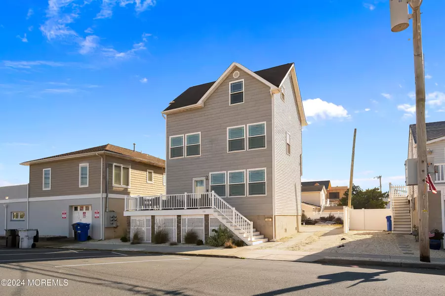 101 4th Avenue #F, Ortley Beach, NJ 08751