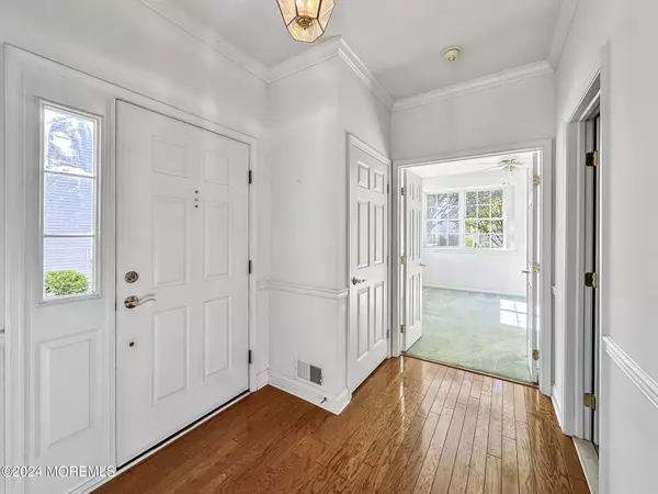 Hamilton, NJ 08690,239 Meadowlark Drive