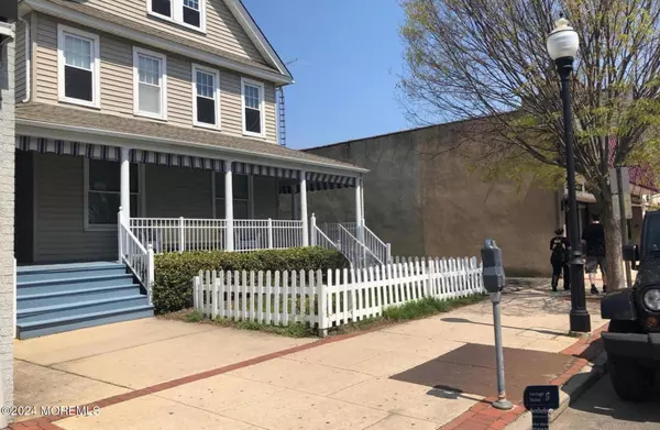 4850 Monmouth Street, Red Bank, NJ 07701