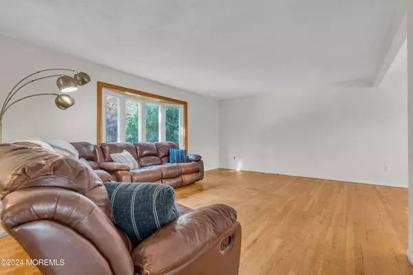 Jackson, NJ 08527,529 Frank Applegate Road