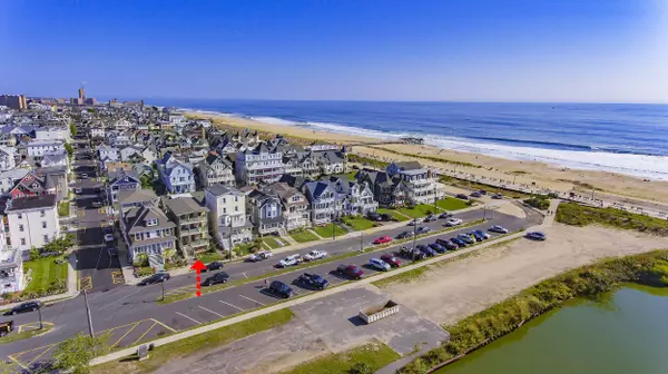 13 Broadway #1, Ocean Grove, NJ 07756