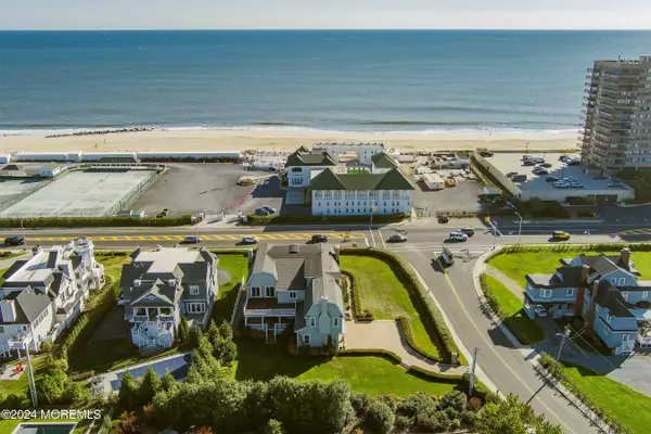 Monmouth Beach, NJ 07750,62 Ocean Avenue