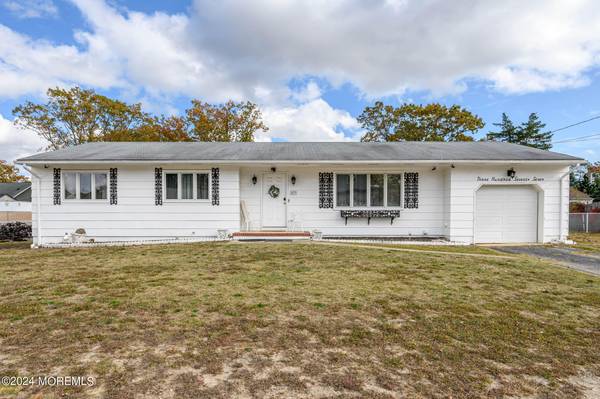 377 Dogwood Drive, Brick, NJ 08723