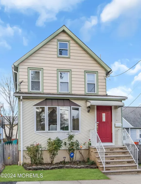 Carteret, NJ 07008,43 Christopher Street