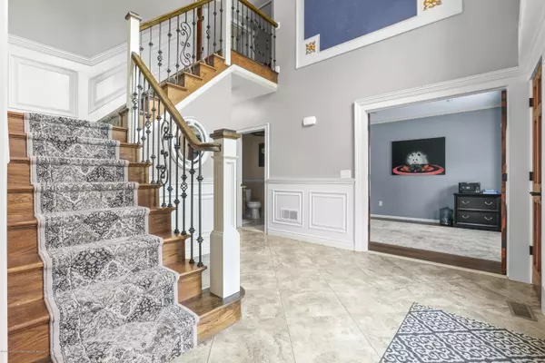 Hazlet, NJ 07730,17 Meredith Way