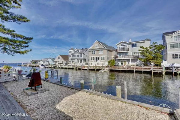 256 Ocean Bay Boulevard, Lavallette, NJ 08735