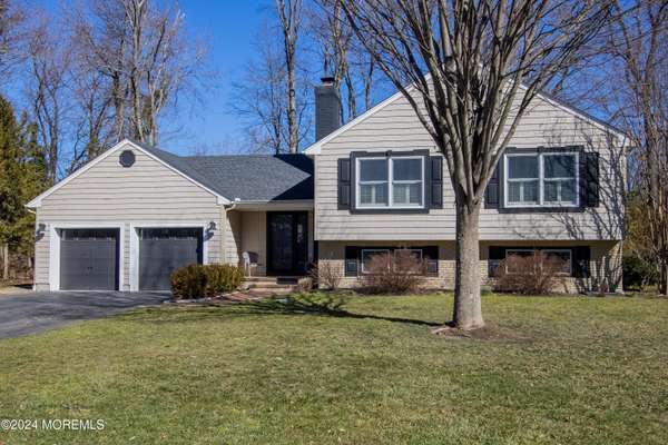 60 Brookside Lane, Little Silver, NJ 07739