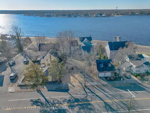 Island Heights, NJ 08732,10 Ocean Avenue