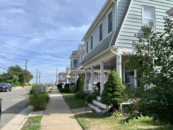 Avon-by-the-sea, NJ 07717,37 E End Avenue