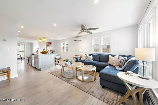 Surf City, NJ 08008,327 N 4th Street