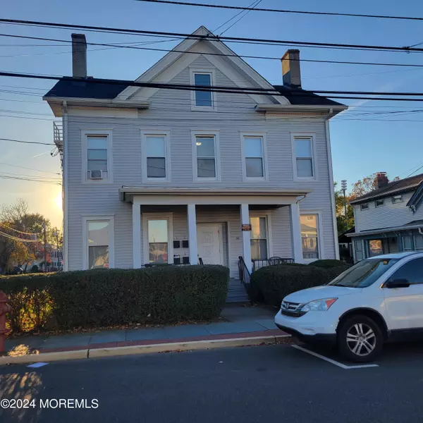 38 Main Street #Apt. #4, Keyport, NJ 07735