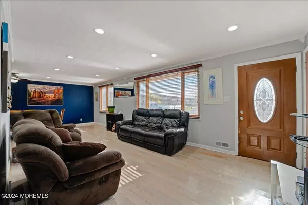 Old Bridge, NJ 08857,12 Dobson Road