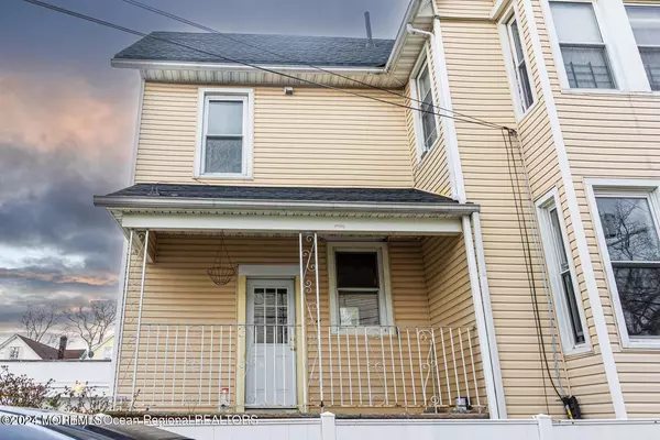 Perth Amboy City, NJ 08861,117 Lewis Street #Apt 1