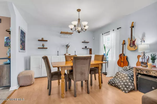 Jamesburg, NJ 08831,26 Hooker Street