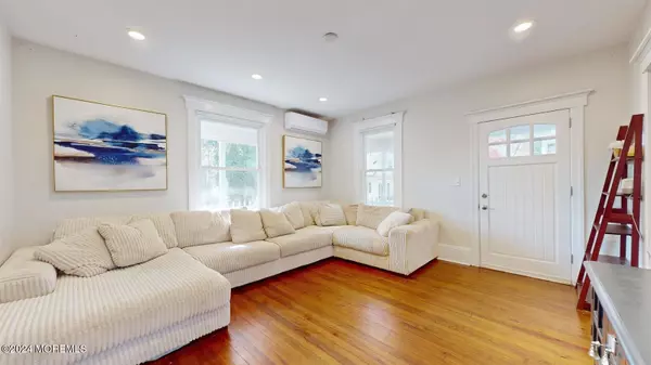 New Egypt, NJ 08533,15 Evergreen Road