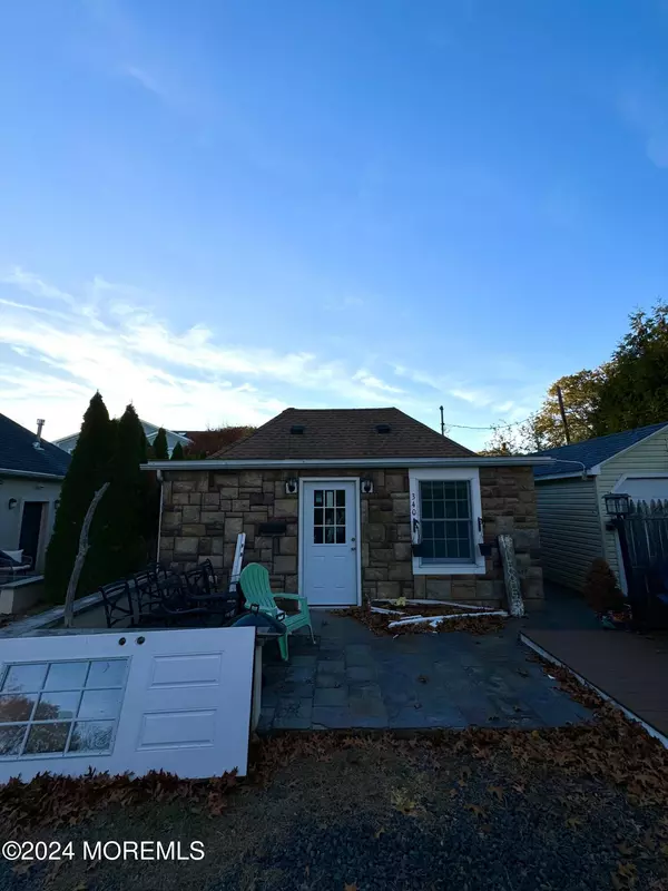 340 Elberon Boulevard #Rear house, Oakhurst, NJ 07755