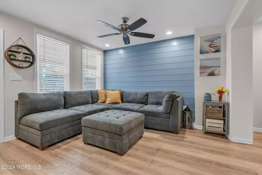 28 Morford Place, Red Bank, NJ 07701