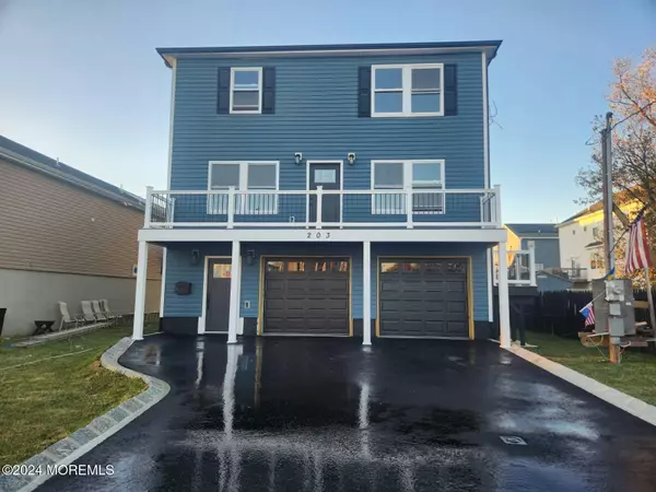 203 Henry Street, Union Beach, NJ 07735