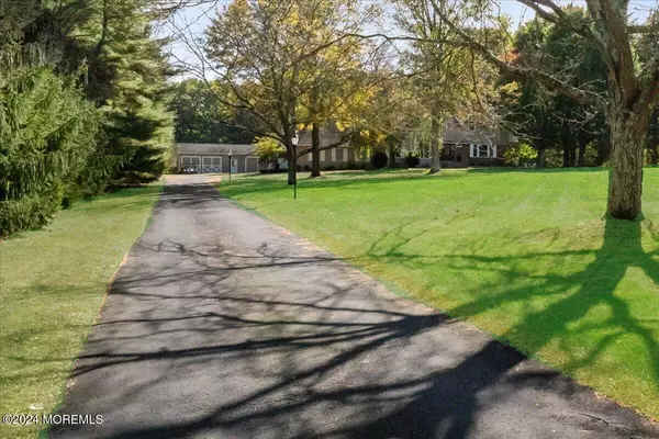 Millstone, NJ 08535,25 Roberts Road