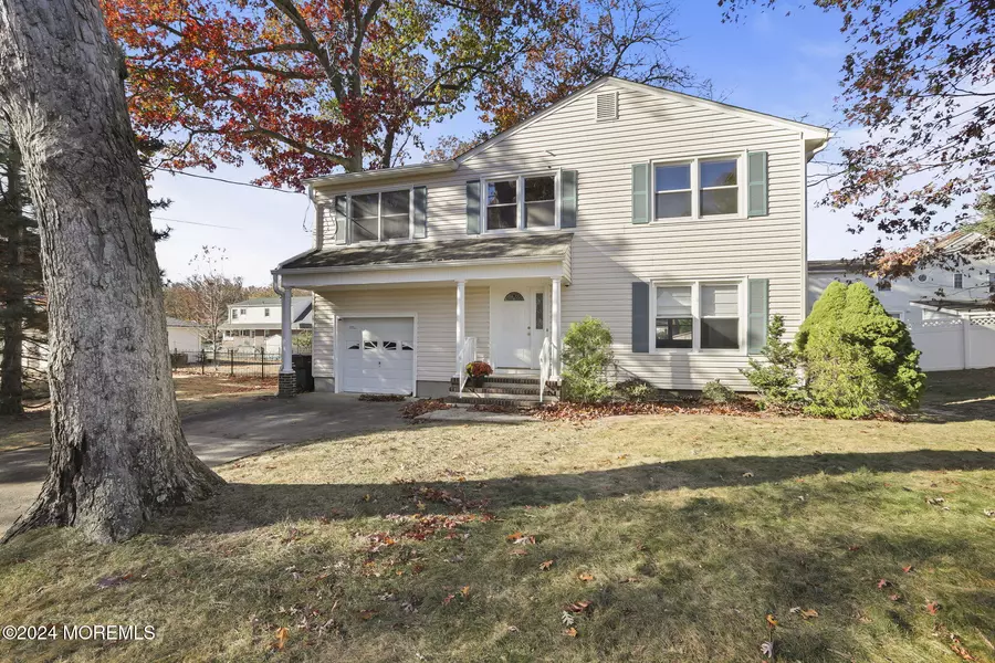 226 Delaware Avenue, Oakhurst, NJ 07755